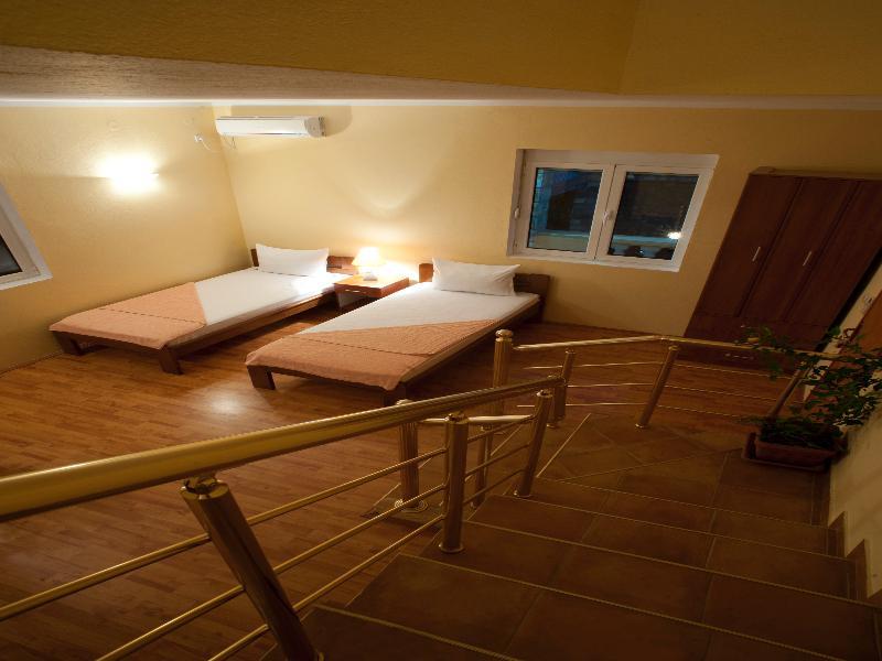 Castellamare Residence Petrovac Zewnętrze zdjęcie