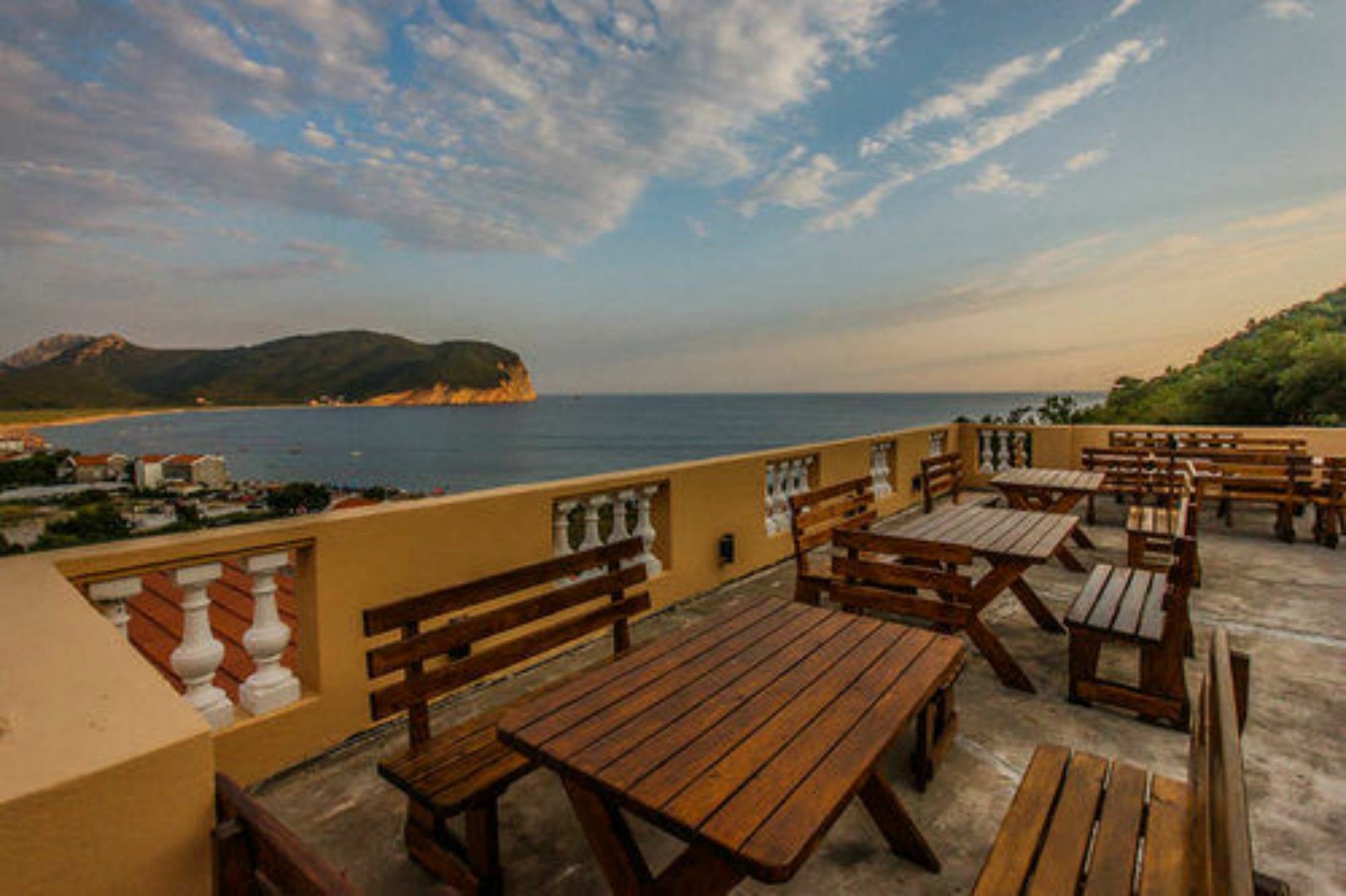 Castellamare Residence Petrovac Zewnętrze zdjęcie
