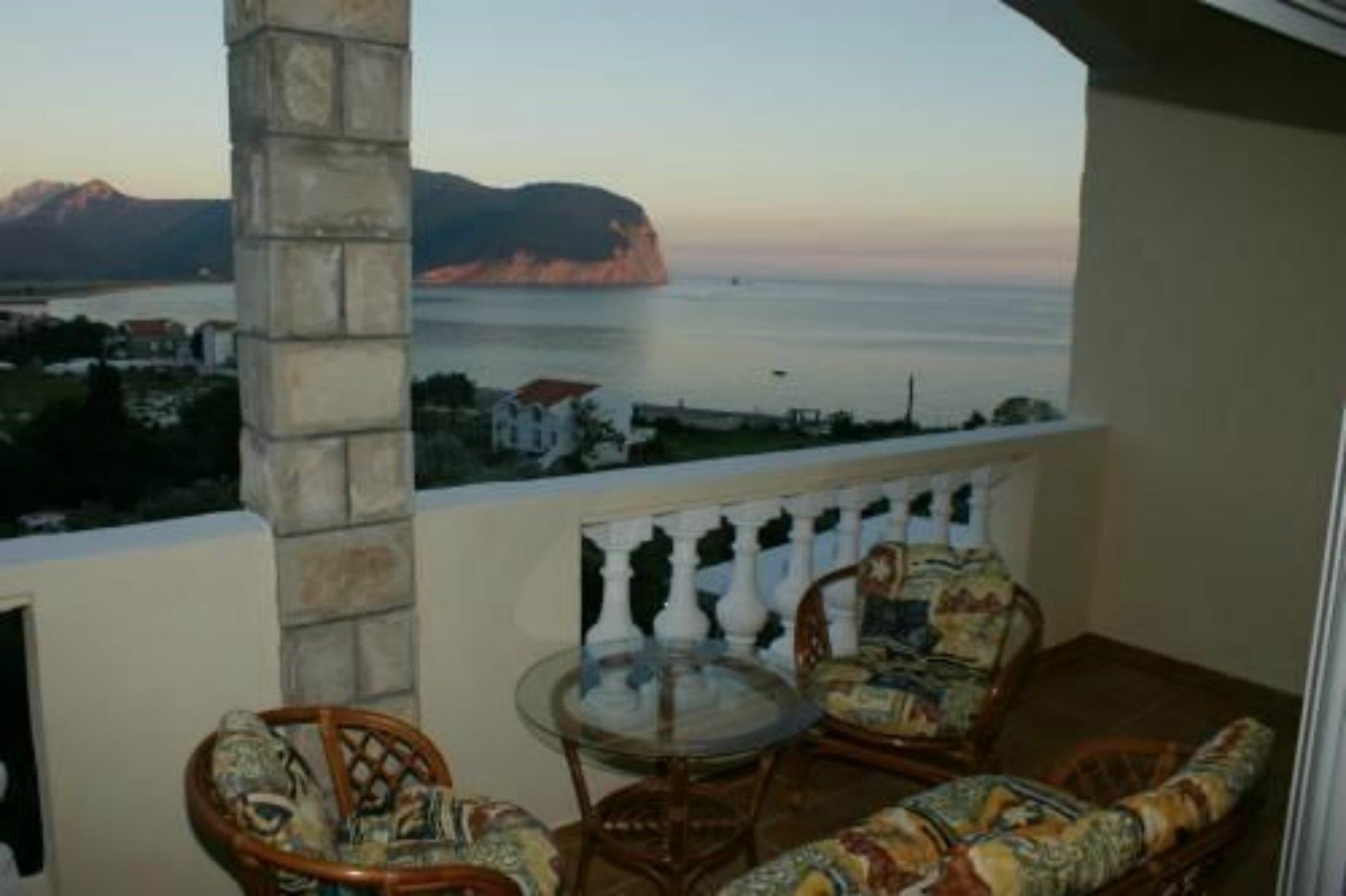 Castellamare Residence Petrovac Zewnętrze zdjęcie